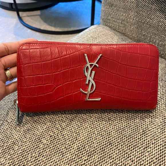 Saint Laurent red wallet - SOLD - Picture 1 of 11